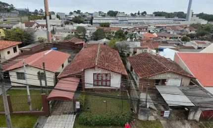 Casa com 3 quartos à venda na rua luiz sperandio, 43, santo inácio, curitiba, 142 m2 por r$ 600.000