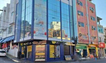 Prédio de 4 andares com 465 m² - venda por R$ 1.800.000 ou aluguel por R$ 10.000/mês - Centro - Manaus/AM