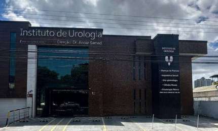 Prédio, 1656 m² - venda por R$ 6.000.000,00 ou aluguel por R$ 60.562,50/mês - Cachoeirinha - Manaus/AM