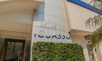 Harmonioso apartamento  no Águas do Iguassu em Camboriú.