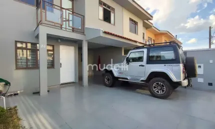 Casa com 3 quartos à venda na Rua Tomás de Aquino, 20, Aristocrata, São José dos Pinhais