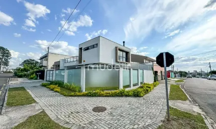 Casa com 3 quartos à venda na Rua Tanus Latuf, 396, Cruzeiro, São José dos Pinhais