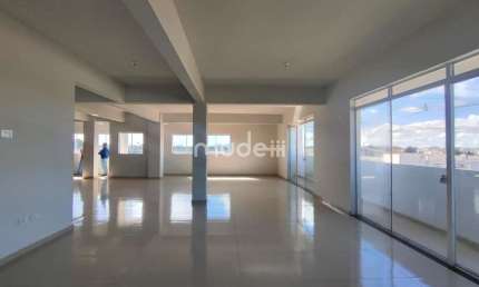 Ampla Sala Comercial no bairro São Pedro em São José dos Pinhais/PR