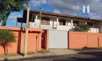 Sobrado com 3 dormitórios à venda, 300 m² por R$ 849.000,00 - Loteamento Vila Verde - Campo Largo/PR