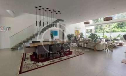 LUXUOSA CASA DE 5 SUÍTES EM SÃO CONRADO - RIO DE JANEIRO-RJ: 911M² DE ARQUITETURA IMPECÁVEL E 4 VAGAS NA GARAGEM!