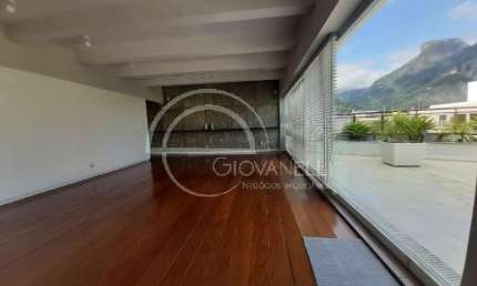 Cobertura de luxo à venda no Barra da Tijuca  1a. quara da praia -  Jardim Oceânico: 4 quartos, 2 suítes, 4 banheiros, 4 vagas de garagem, 580m².