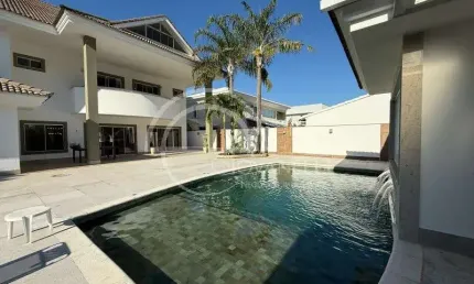 Casa triplex de 5 suites à venda - barra da tijuca - santa monica jardins