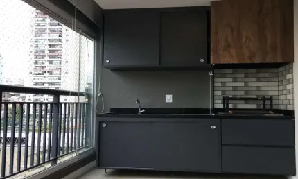 Maravilhoso apartamento a venda na saúde com varanda gourmet ,  2 dorm. 1 suite e 2 vagas!