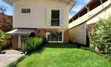 Casa à venda no morumbi com 300 m² 3 dormitórios  2 suítes 4 banheiros 4 vagas