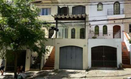 Sobrado à venda  260m² com 6 dormitórios 2 suítes 1 vaga na Saúde