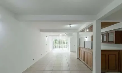 Sobrado à venda na Vila Santa Catarina com 260m² 4 dormitórios 4 suítes 5 banheiros 3 vagas