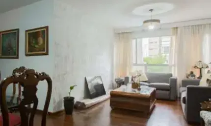 Apartamento no Condomínio Araruama em Moema com 130m² 1 suíte 4 banheiros 2 vagas