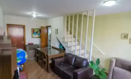 Linda casa à venda na vila mariana com 145m²  2 drom 2 banheiros 1 vaga!