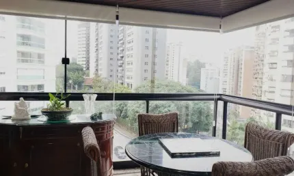 Apartamento á venda no morumbi, com 4 dormitórios, sendo 3 suítes e 3 vagas.