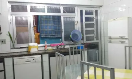 Casa à venda em pinheiros com 180m² 3 dormitórios 2 banheiros