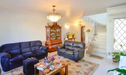 Sobrado à venda na Vila Mariana  280m² com  3 suítes 4 banheiros 2 vagas