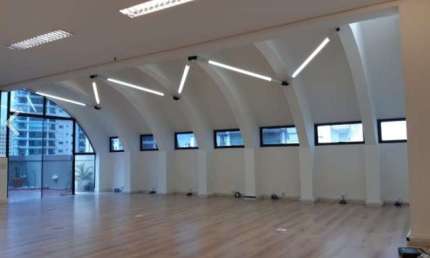 Conj. Comercial à venda com 87m² 2 banheiros 2 vagas no Brooklin
