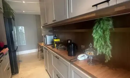 Apartamento com 74m²  02 dormitórios 1 suíte 2 banheiros 1 vaga