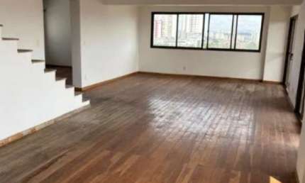 Morumbi - Condomínio Edificio Silvia. Cobertura Duplex à venda de 636m² com 4 suítes, 5 banheiros, 3 vagas.