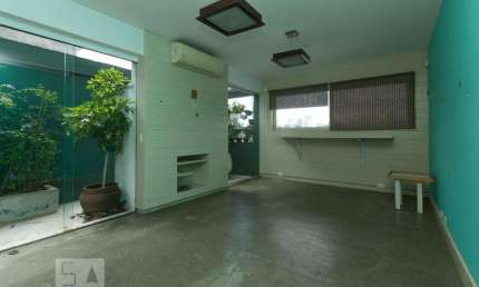 Casa com 3 quartos à venda na Vila Madalena, São Paulo 