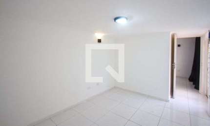 Casa à Venda - Chácara Santo Antonio, 2 Quartos,  80 m2