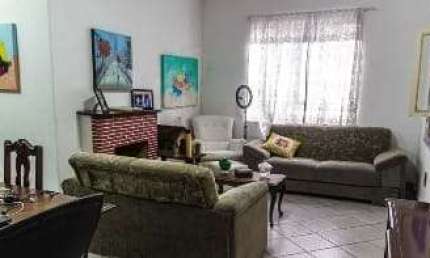 Sobrado à venda na Chácara Santo Antônio com 210m² 4 dormitórios 1 suíte 3 banheiros 4 vagas