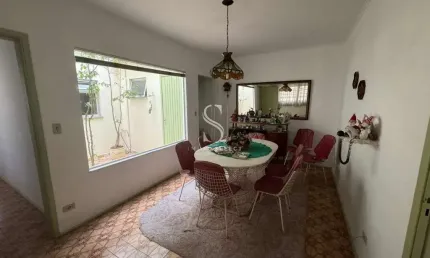 Bosque da Saúde - Casa de 218m² com 3 suites, 5 banheiros e 3 vagas