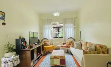 Sobrado residencial de 168m² possui 5 dorm (2 suítes), 2 salas e 3 vagas à venda na região de saúde.