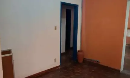 Perdizes, prédio residencial de 246m² com 3 andares.