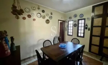 Campo belo - casa sobrado de 137m² com 3 dormitorios, 2 banheiros e 2 vagas de garagem.