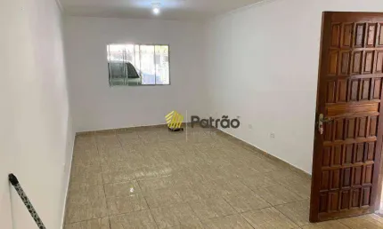 Sobrado com 3 dormitórios à venda, 125 m² por R$ 510.000,00 - Parque Gerassi - Santo André/SP