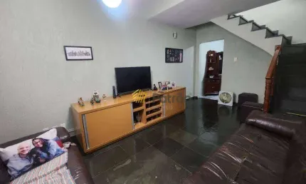 Casa com 2 quartos para alugar na Rua Edgar Gerson Barboza, Vila Dayse, São Bernardo do Campo