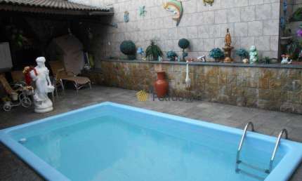 Casa com 4 quartos para alugar na Rua Alcides de Almeida, Dos Casa, São Bernardo do Campo