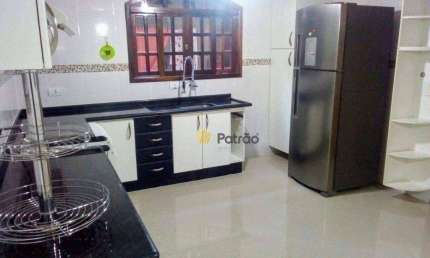 Casa com 4 quartos à venda na Rua Alemanha, Parque das Nações, Santo André