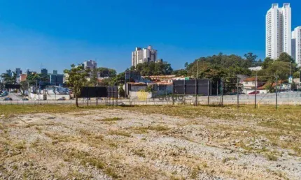 Terreno comercial para alugar na Avenida Newton Monteiro de Andrade, Vila Dusi, São Bernardo do Campo