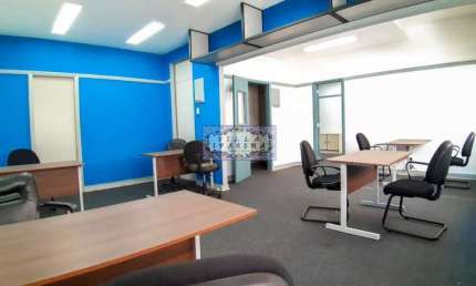 Sala comercial com 10 salas para alugar na Rua Buenos Aires, Centro, Rio de Janeiro, 270 m2 por R$ 200