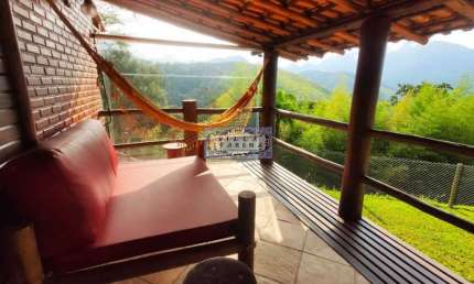 Casa em condomínio fechado com 3 quartos à venda na Rua Carvalho Júnior, Corrêas, Petrópolis, 119 m2 por R$ 990.000