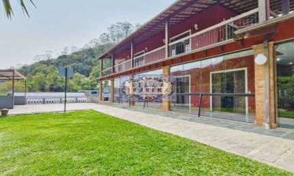 Casa com 7 quartos à venda na Rua Monte Castelo, Coronel Veiga, Petrópolis, 548 m2 por R$ 2.300.000