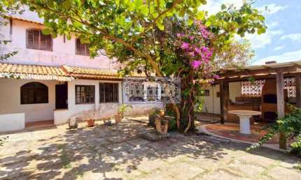 Casa com 6 quartos à venda na Rua João Frejat, Cordeirinho, Maricá, 200 m2 por R$ 450.000