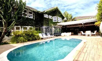 Casa em condomínio fechado com 4 quartos para alugar na Rua Honestino Guimarães, Recreio dos Bandeirantes, Rio de Janeiro, 600 m2 por R$ 19.700