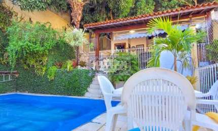 Casa em condomínio fechado com 4 quartos à venda na Rua Roberto Augusto Morgado, São Francisco, Niterói, 400 m2 por R$ 1.589.000