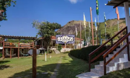 Chácara / sítio com 12 quartos à venda na Estrada Abelardo da Cunha, Iucas, Teresópolis, 4800 m2 por R$ 2.900.000