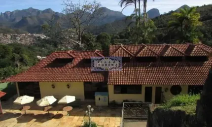 Casa com 4 quartos à venda na Rua Noel Rosa, Quinta da Barra, Teresópolis, 228 m2 por R$ 1.500.000