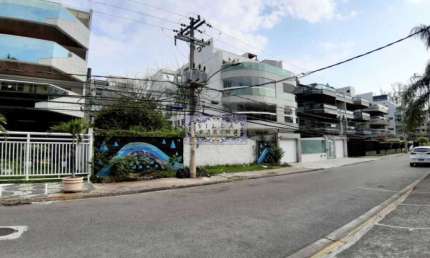 Terreno à venda na Rua José Américo de Almeida, Recreio dos Bandeirantes, Rio de Janeiro por R$ 2.800.000