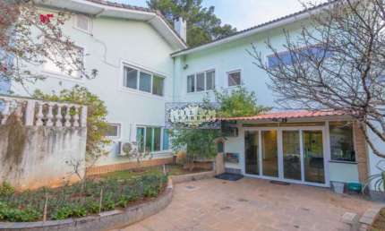 Casa em condomínio fechado com 5 quartos à venda na Rua Pablo Picasso, Carlos Guinle, Teresópolis, 390 m2 por R$ 3.100.000