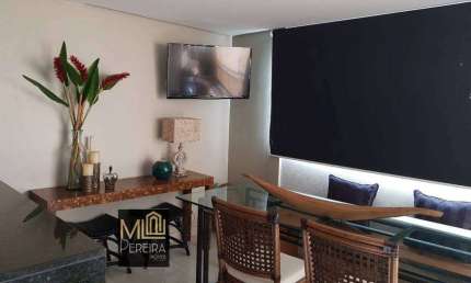 Apartamento para venda possui 228 metros quadrados com 4 quartos