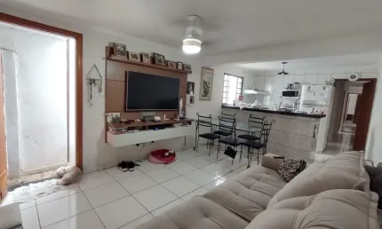 Casa com 3 quartos à venda na Avenida Leais Paulistas, Jardim Irajá, Ribeirão Preto