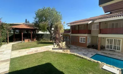 Casa com 4 dormitórios à venda, 412 m² por R$ 2.490.000,00 - Condomínio Marambaia - Vinhedo/SP