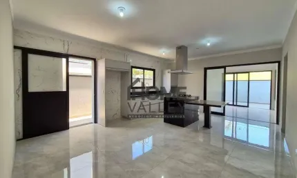 Casa com 3 dormitórios à venda, 200 m² por R$ 1.750.000,00 - Condomínio Portal do Jequitibá - Valinhos/SP