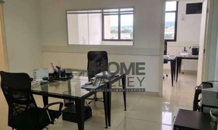 Sala comercial com 4 salas à venda na Rua Treze de Maio, 133, Centro, Valinhos